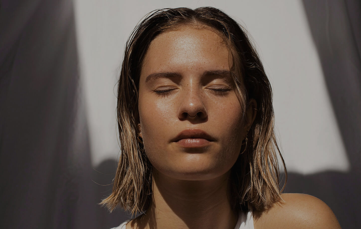 beauty product hero image Derolent
